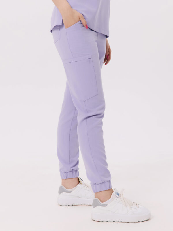 SPODNIE MEDYCZNE DAMSKIE - SCRUBS JOGGER - BASIC - LILAC