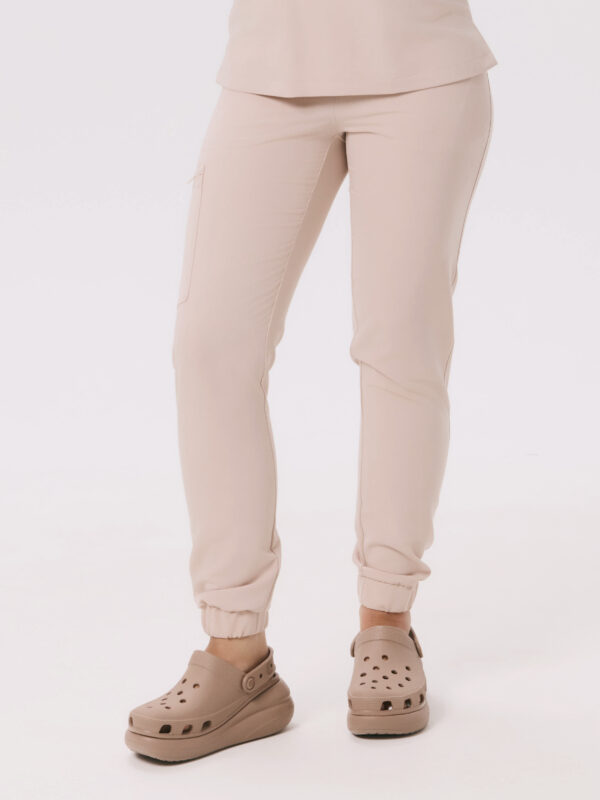 SPODNIE MEDYCZNE DAMSKIE - SCRUBS JOGGER - BASIC - WARM BEIGE