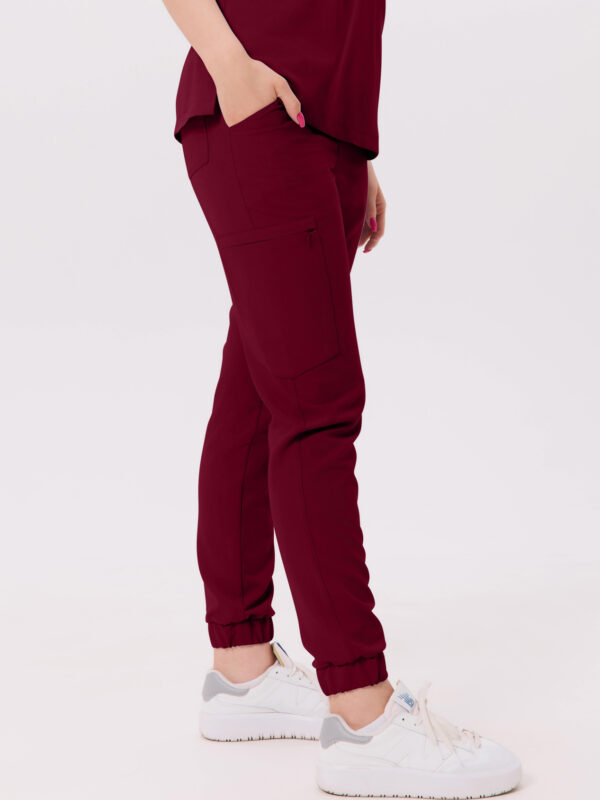 SPODNIE MEDYCZNE DAMSKIE - SCRUBS JOGGER - BASIC - CHERRY RED
